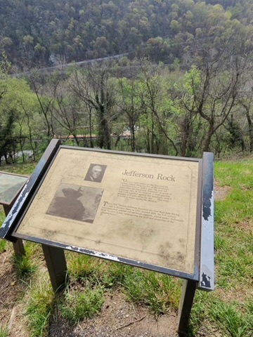Jefferson Rock historical marker with interpretive information